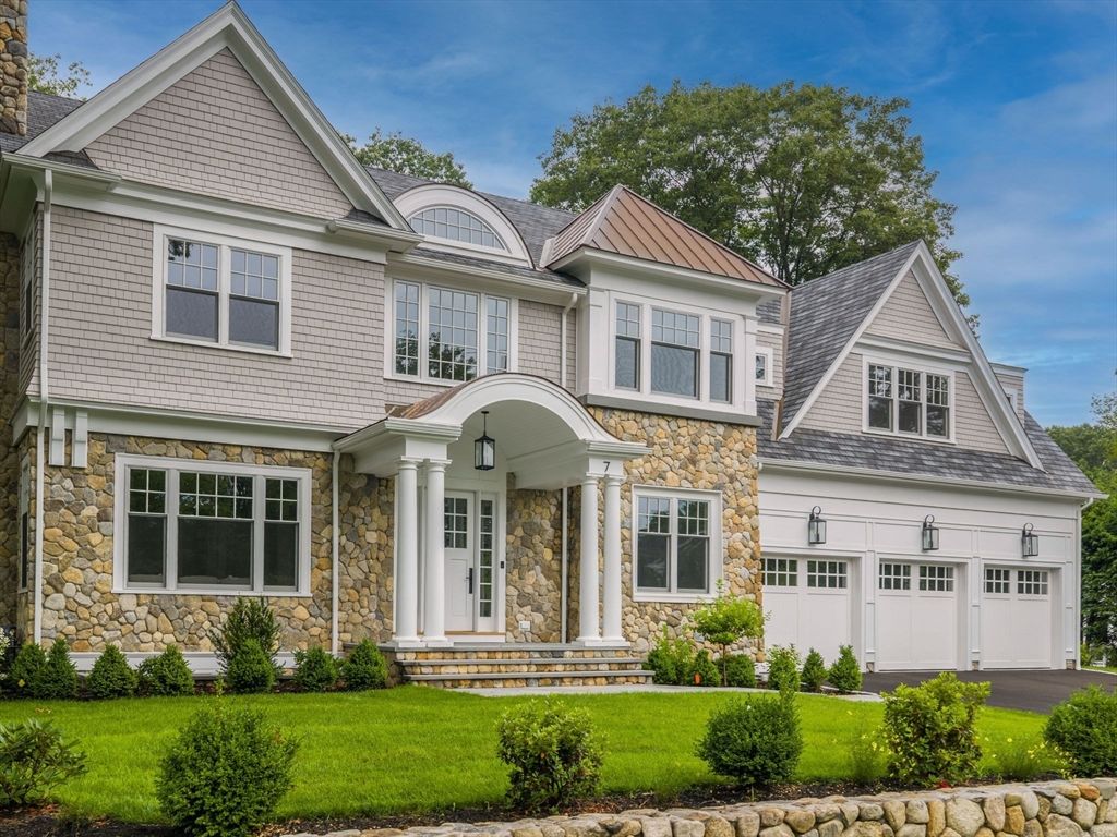 Attached, Exterior, Facade, Farmhouse