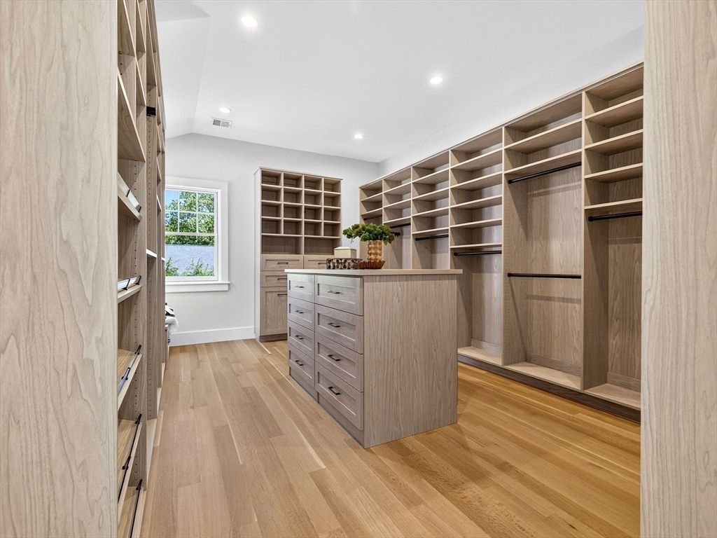 Interior, Recessed Lighting, Walk-in Closets, Wood Texture Flooring