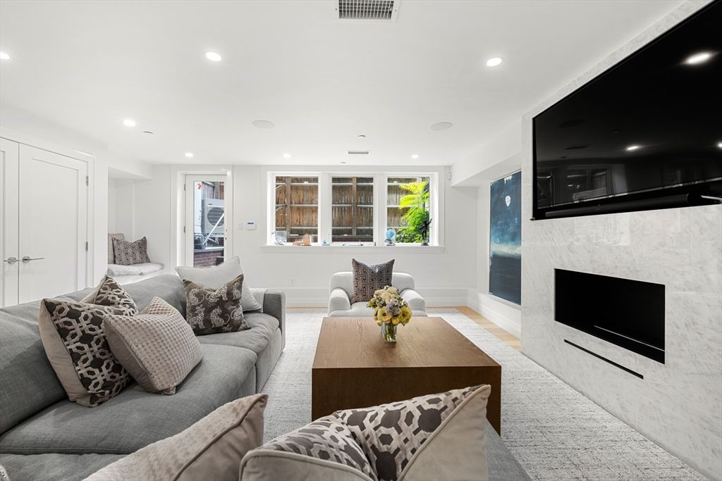 Fireplace, Interior, Living room, Recessed Lighting