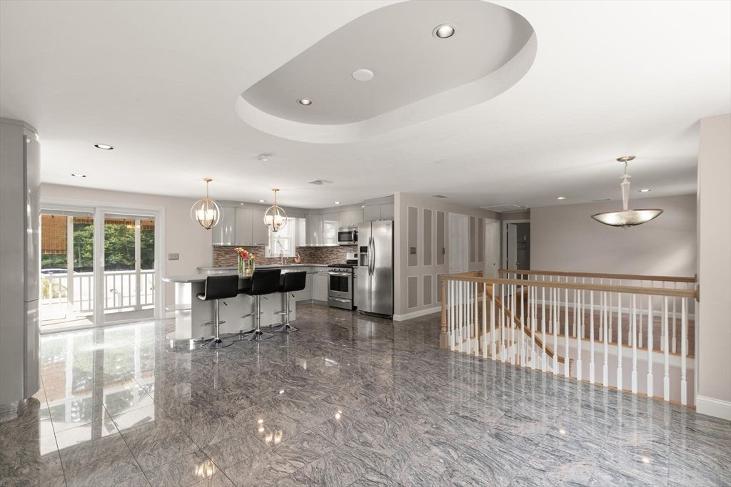 Interior, Kitchen, Pendant Lights, Recessed Lighting, Stainless Steel Appliances