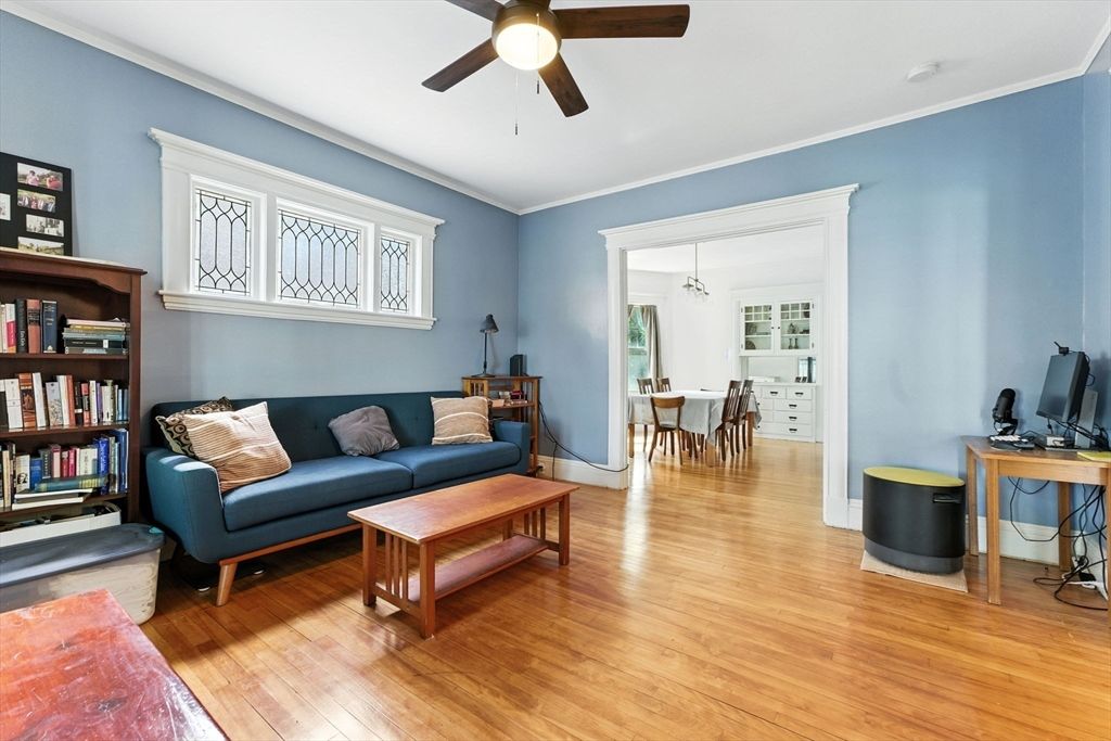 Chandelier, Dining room, Interior, Living room, Wood Texture Flooring
