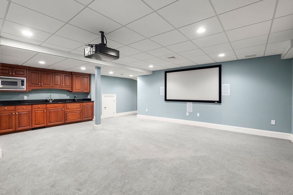 Empty room, Interior, Kitchen, Projection Screen, Recessed Lighting