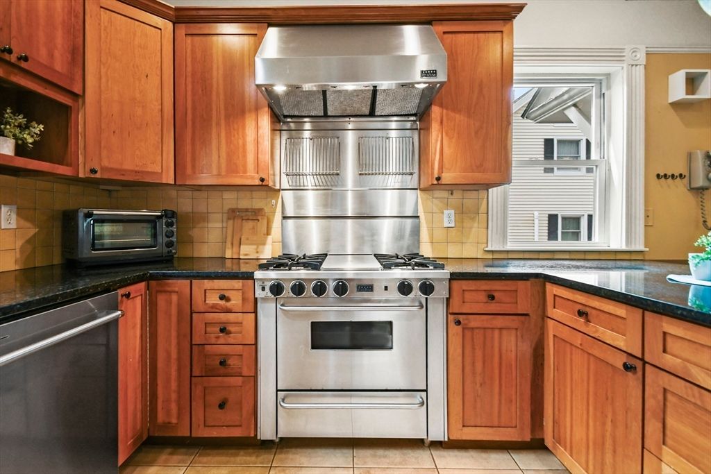 Interior, Kitchen, Stainless Steel Appliances
