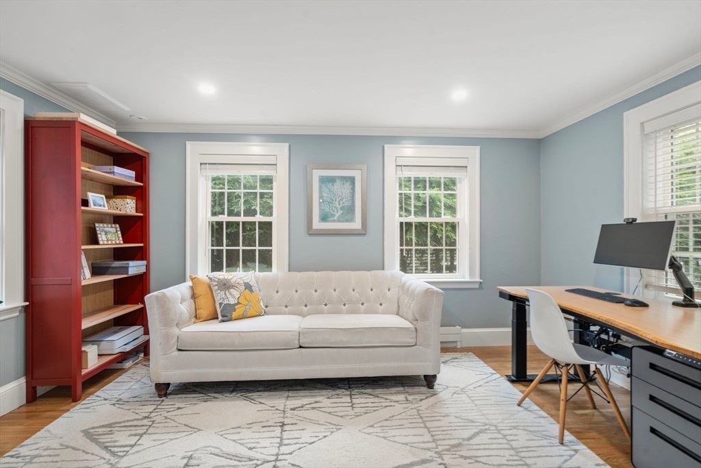 Home Office, Interior, Recessed Lighting, Wood Texture Flooring