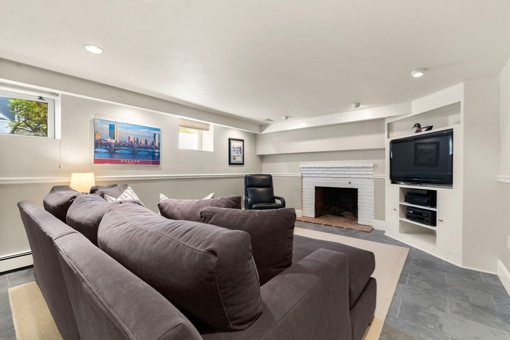 Fireplace, Interior, Living room, Recessed Lighting