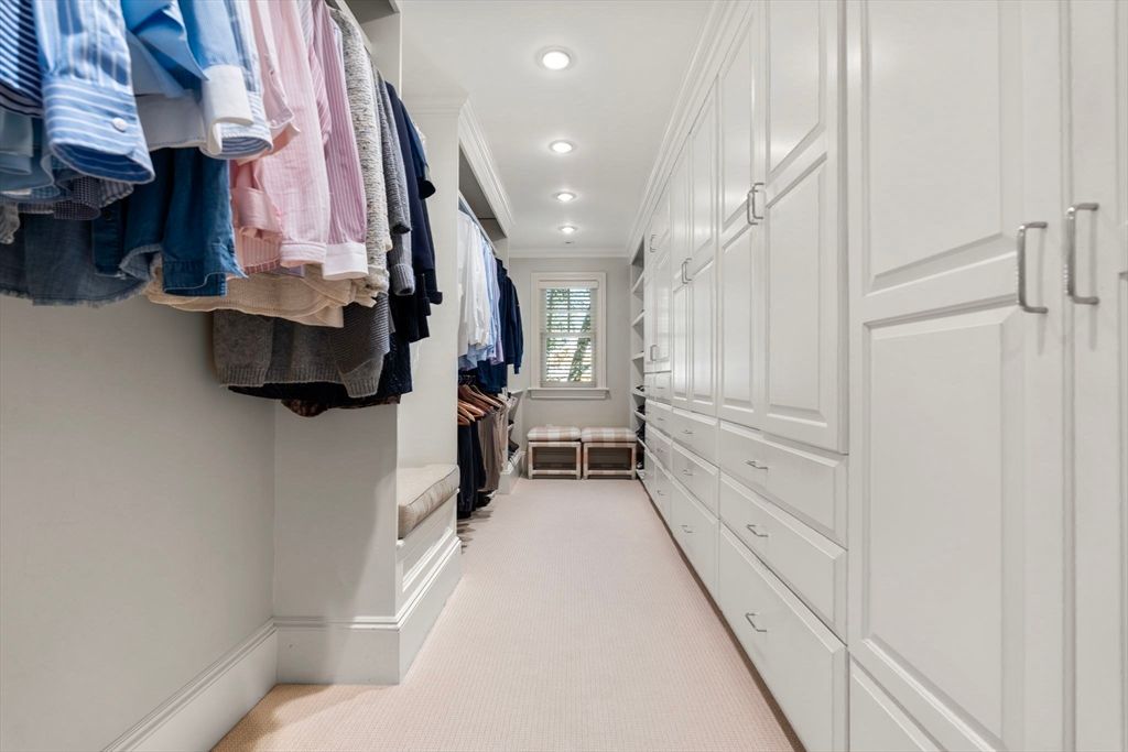 Interior, Recessed Lighting, Walk-in Closets