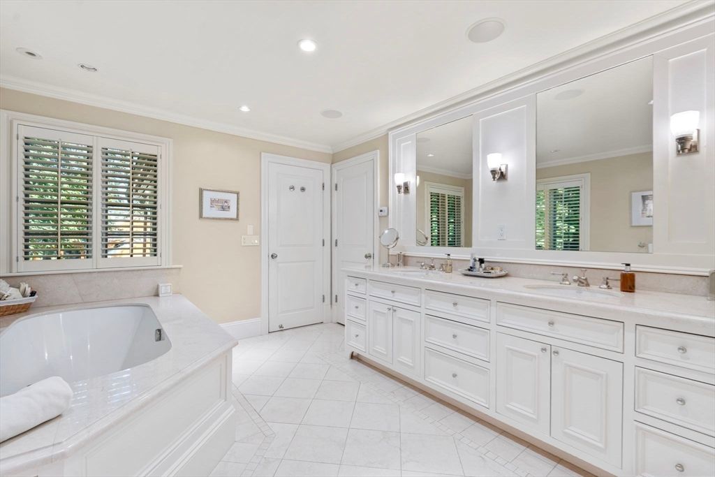 Bathroom, Dual Sink Vanities, Interior, Marble, Recessed Lighting