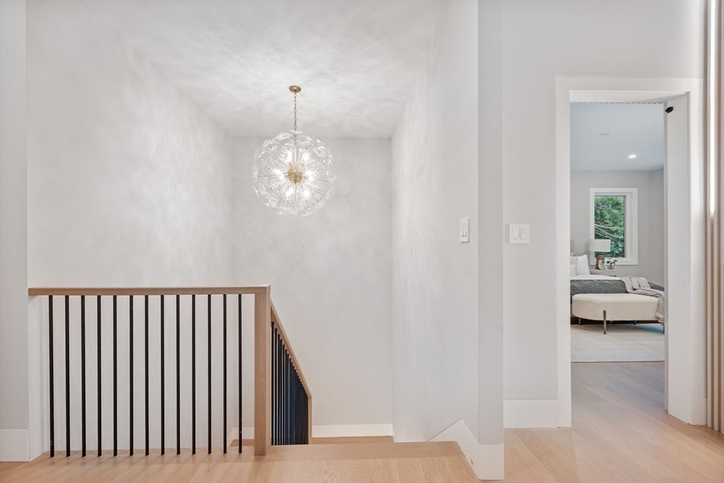 Interior, Pendant Lights, Recessed Lighting, Wood Texture Flooring