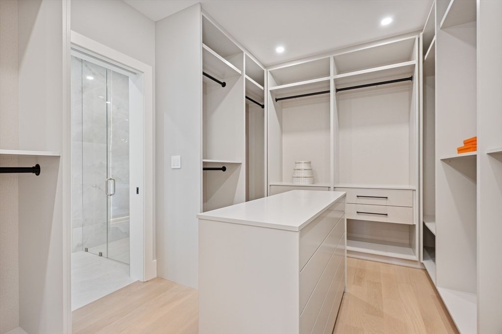 Interior, Recessed Lighting, Walk-in Closets, Wood Texture Flooring