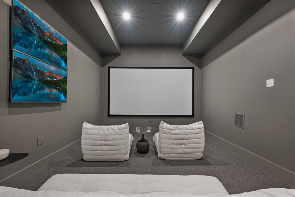 Interior, Projection Screen, Recessed Lighting, Theatre Room