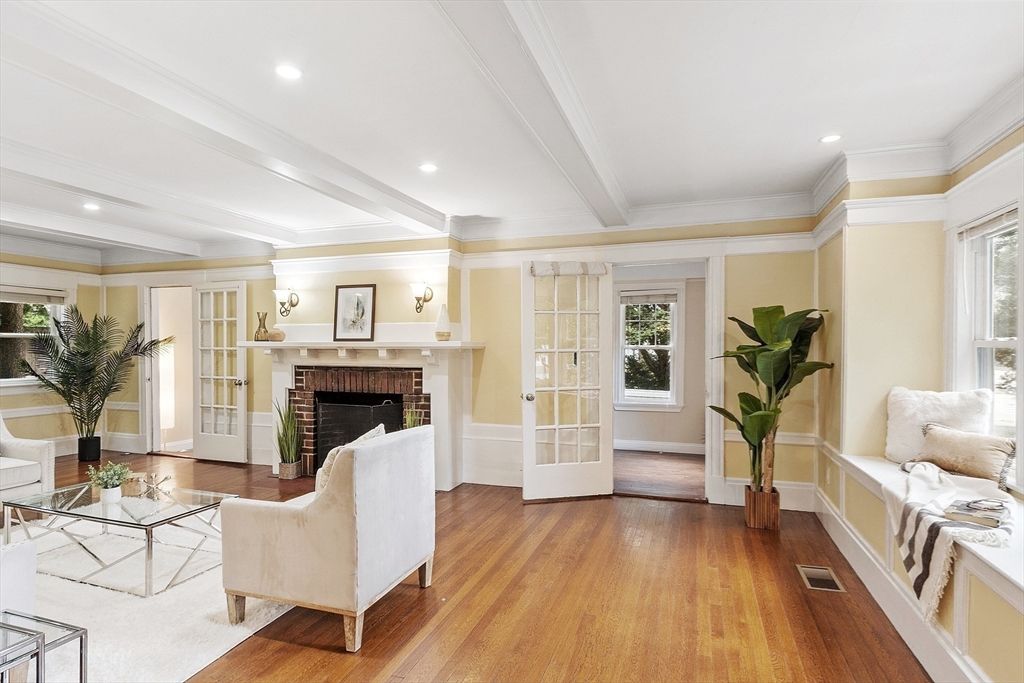 Fireplace, Interior, Living room, Recessed Lighting, Wood Texture Flooring