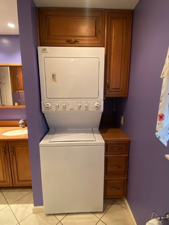 Interior, Recessed Lighting, Utility Closets, Washer