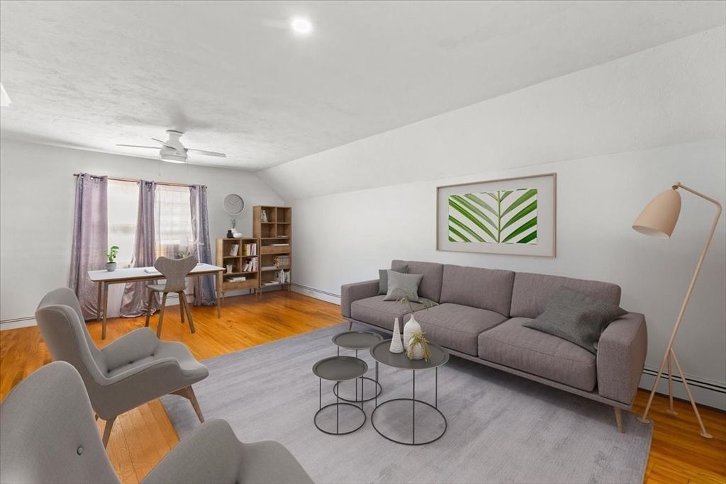 Dining room, Interior, Living room, Recessed Lighting, Wood Texture Flooring