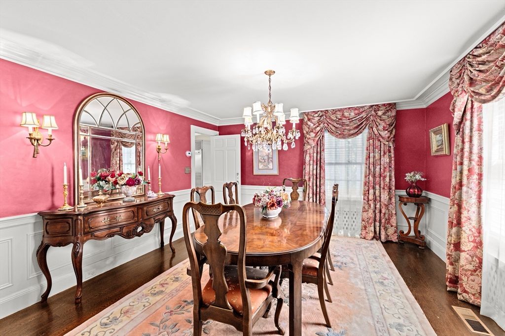 Chandelier, Dining room, Interior, Wood Texture Flooring