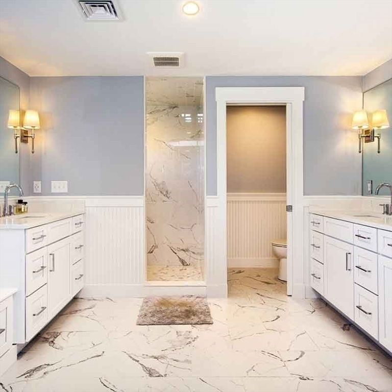 Bathroom, Dual Sink Vanities, Interior, Marble, Marble Walls, Recessed Lighting