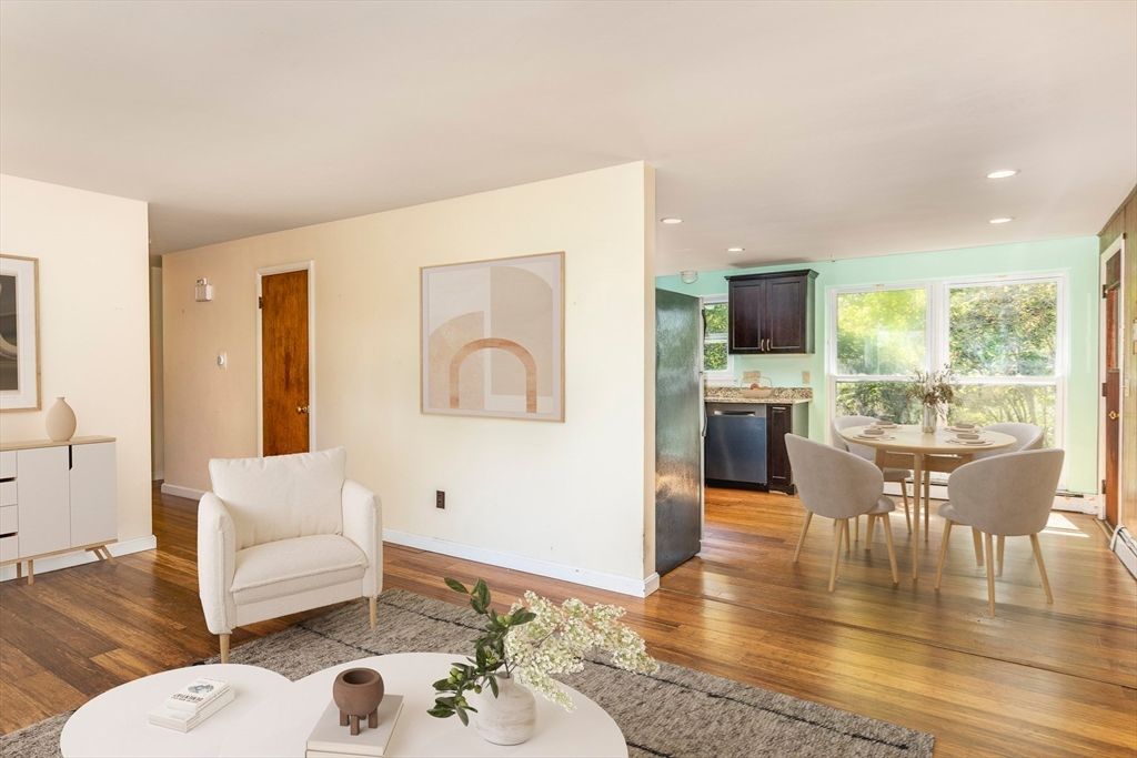 Dining room, Interior, Recessed Lighting, Wood Texture Flooring