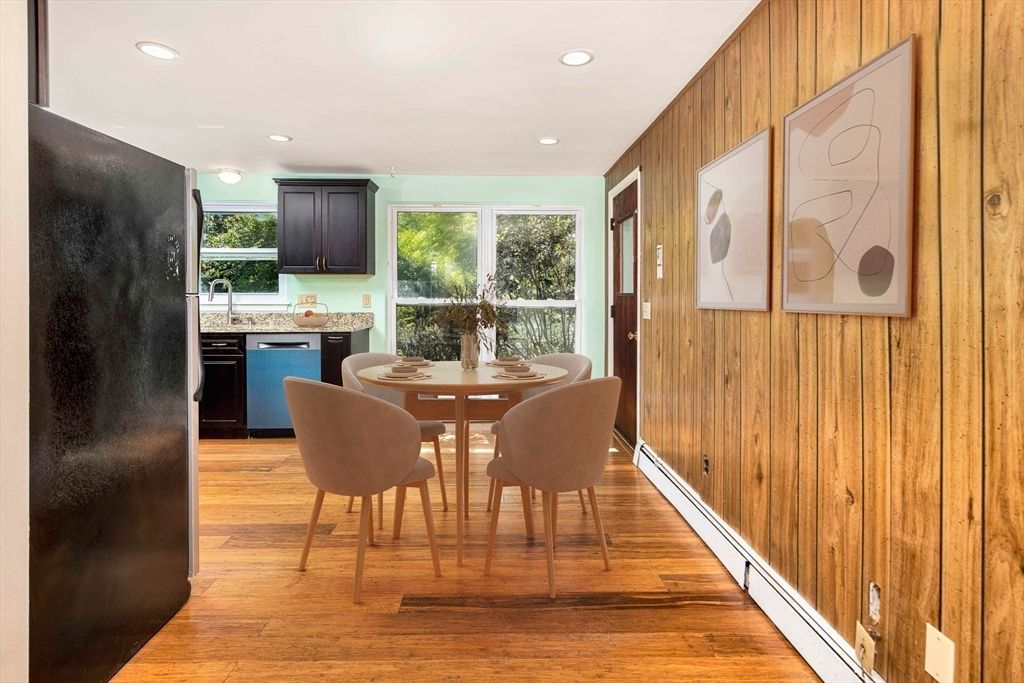 Dining room, Interior, Kitchen, Recessed Lighting, Wood Texture Flooring, Wooden Walls