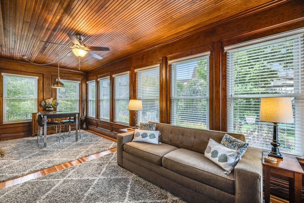 Home Office, Interior, Pendant Lights, Wooden Ceilings, Wood Texture Flooring, Wooden Walls