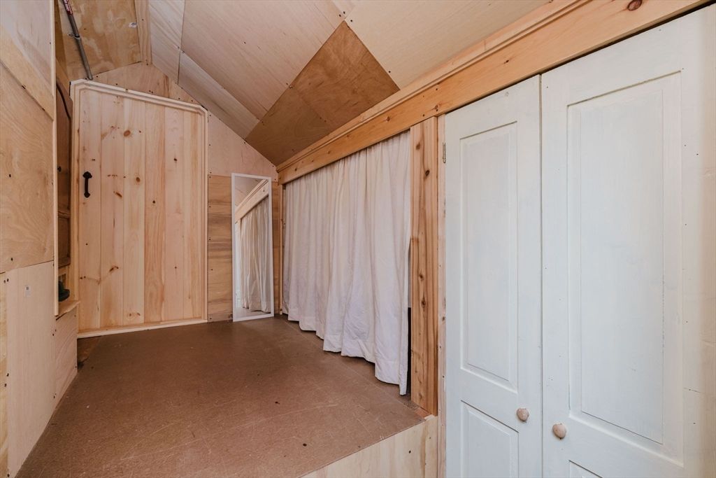 Empty room, Interior, Wooden Walls