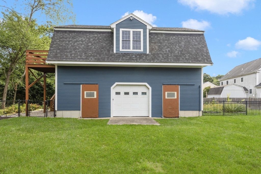 Attached, Backyard, Exterior, Facade, Cape Cod