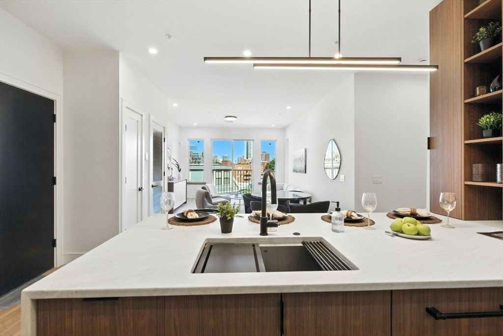 Interior, Kitchen, Recessed Lighting, Water