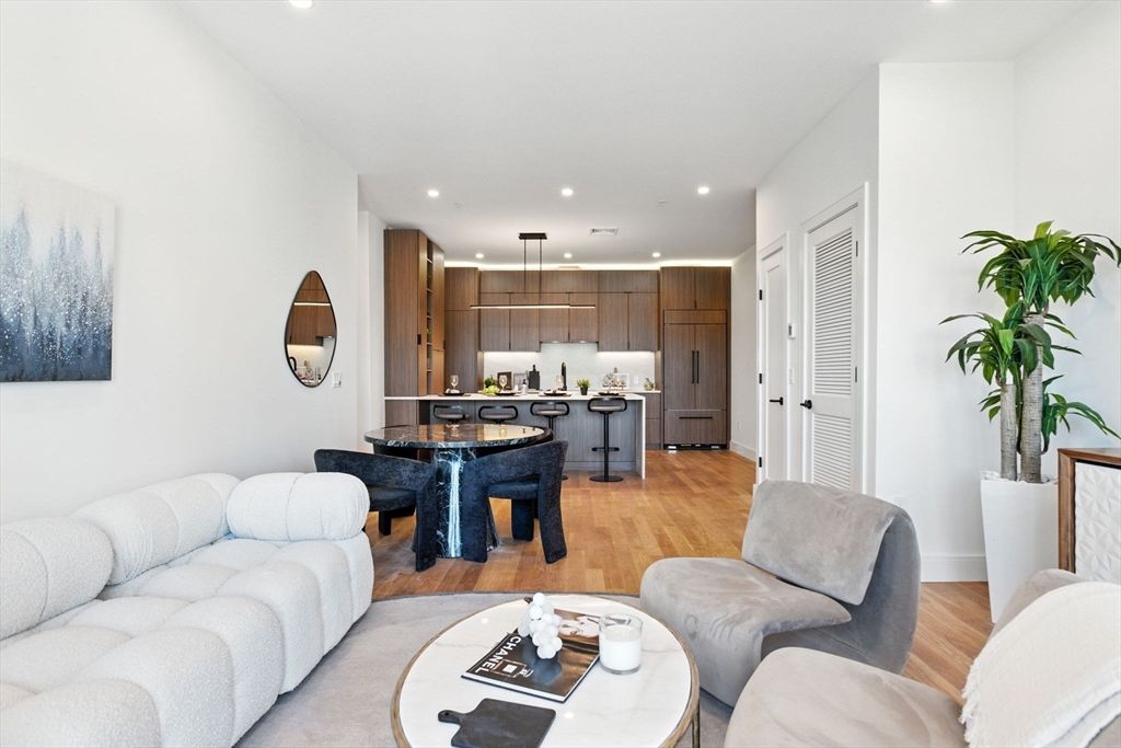 Dining room, Interior, Kitchen, Living room, Pendant Lights, Recessed Lighting, Wood Texture Flooring