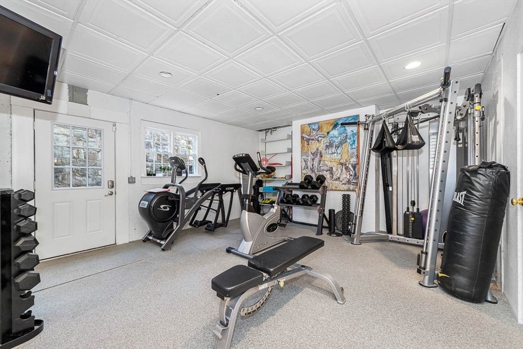 Fitness Equipment, Interior, Recessed Lighting