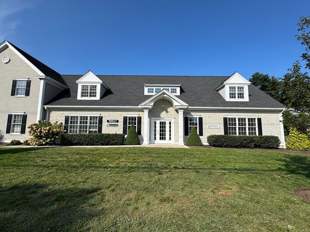 Exterior, Facade, Cape Cod