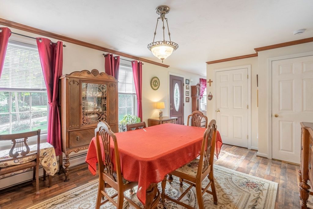 Dining room, Interior, Pendant Lights, Wood Texture Flooring