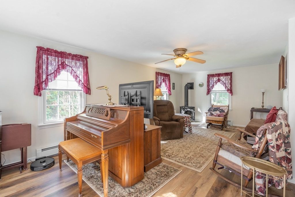Interior, Living room, Piano, Wood Texture Flooring