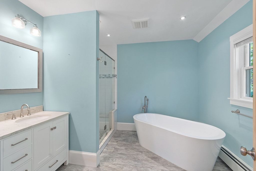 Bathroom, Free Standing Baths, Glass Shower, Interior, Recessed Lighting