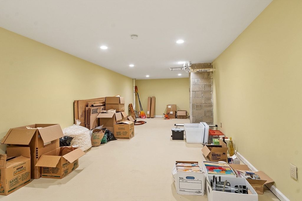 Interior, Recessed Lighting