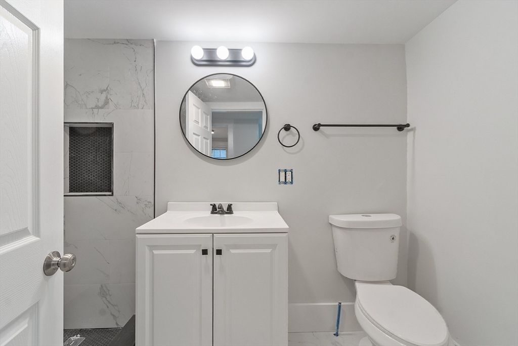 Bathroom, Interior, Marble Walls