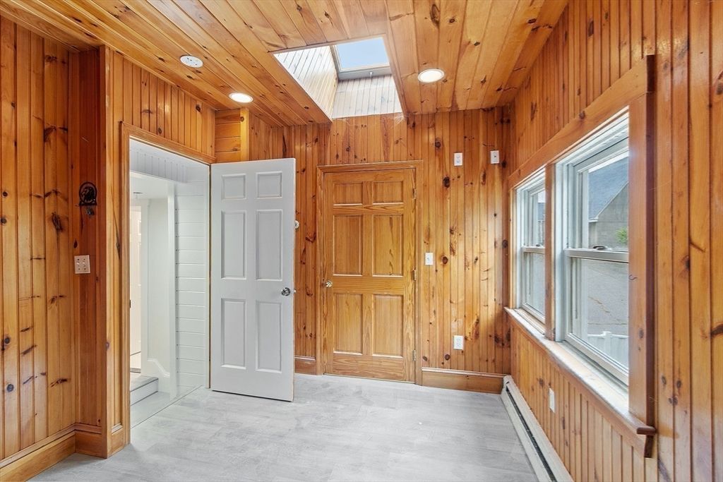 Empty room, Interior, Recessed Lighting, Wooden Ceilings, Wooden Walls