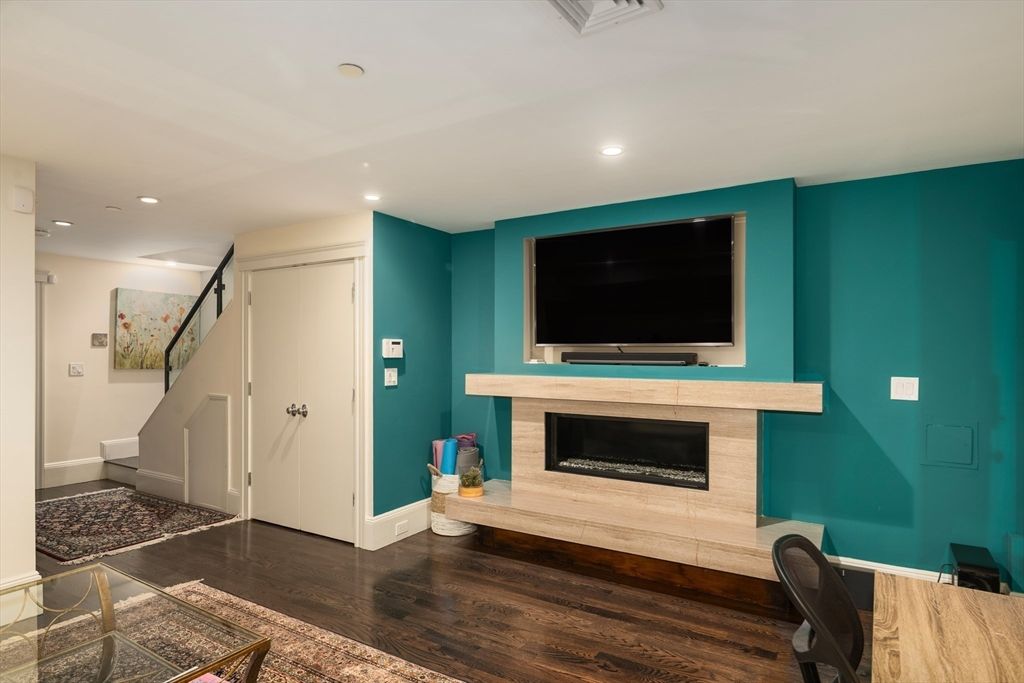 Fireplace, Interior, Recessed Lighting, Wood Texture Flooring