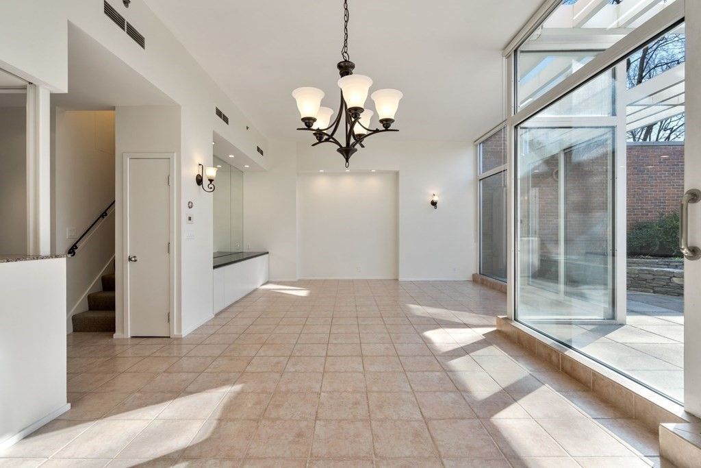 Chandelier, Empty room, Interior