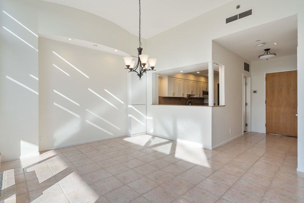 Chandelier, Empty room, Interior, Kitchen, Pendant Lights, Recessed Lighting