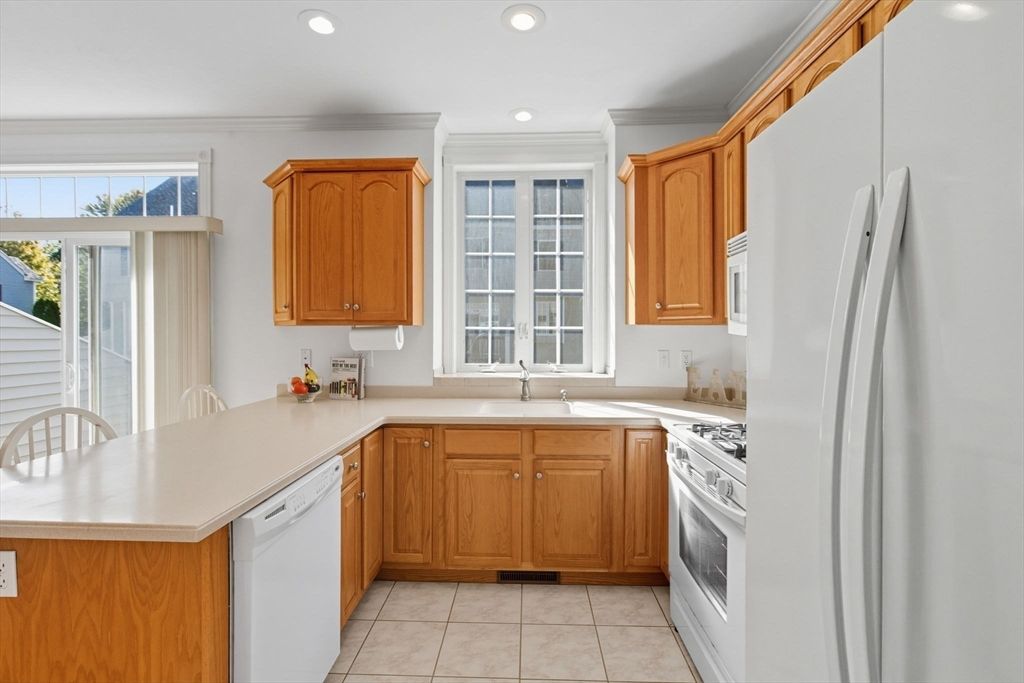 Interior, Kitchen, Recessed Lighting