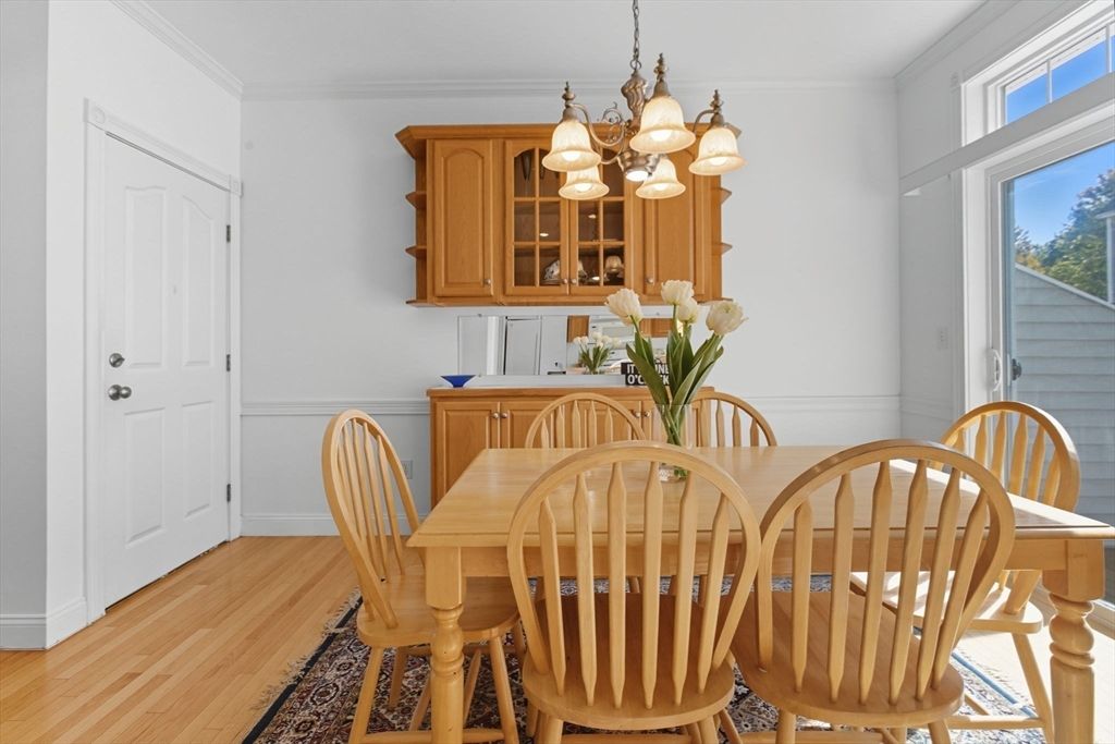 Chandelier, Dining room, Interior, Wood Texture Flooring