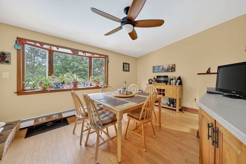 Dining room, Interior, Wood Texture Flooring
