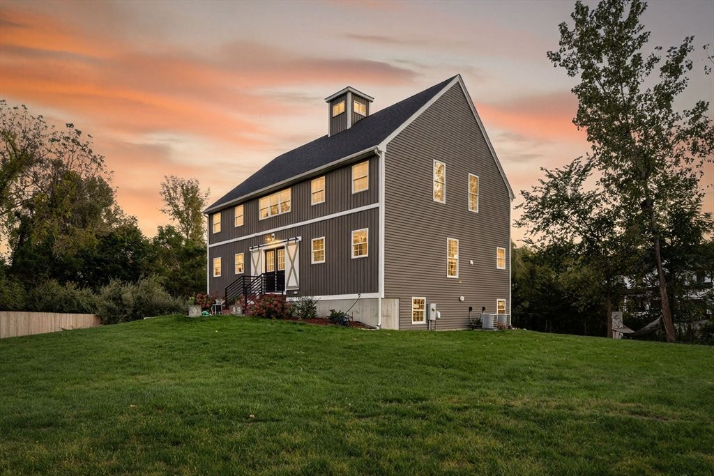 Backyard, Exterior, Facade, Georgian