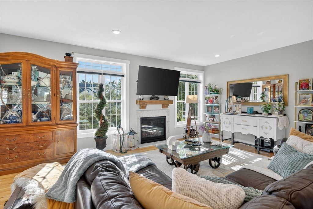 Fireplace, Interior, Living room, Recessed Lighting, Wood Texture Flooring