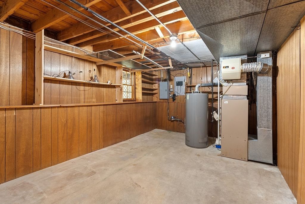 Interior, Washer, Wooden Beams, Wooden Ceilings, Wooden Walls