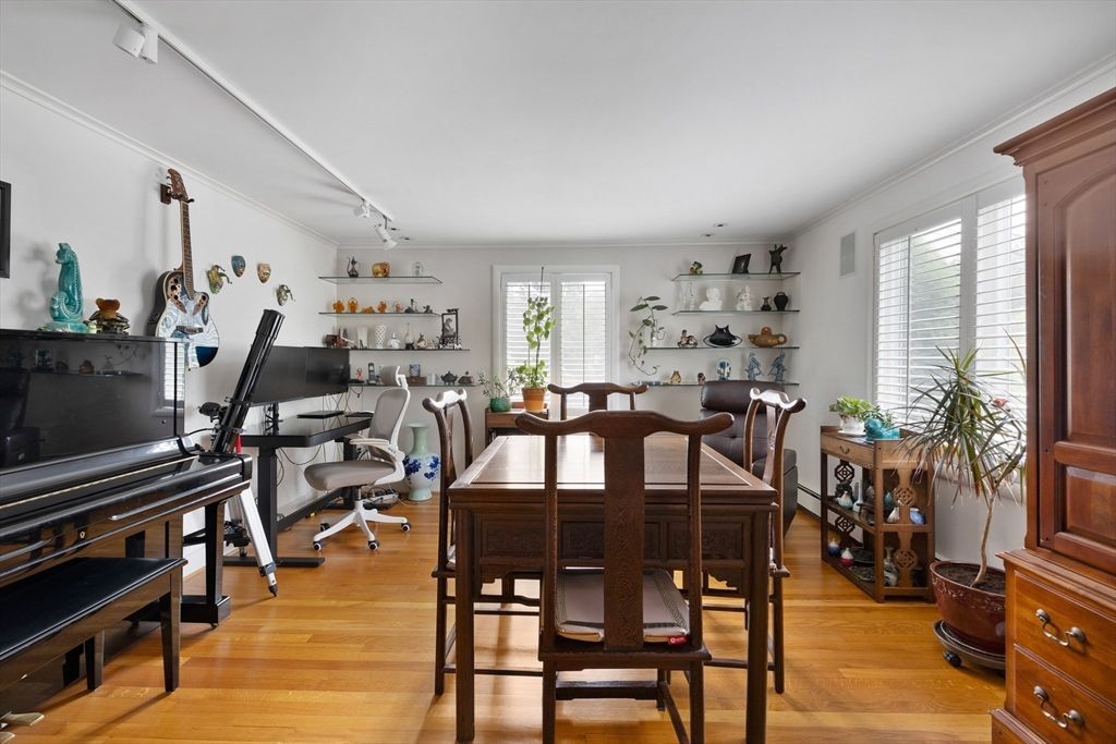 Dining room, Interior, Wood Texture Flooring