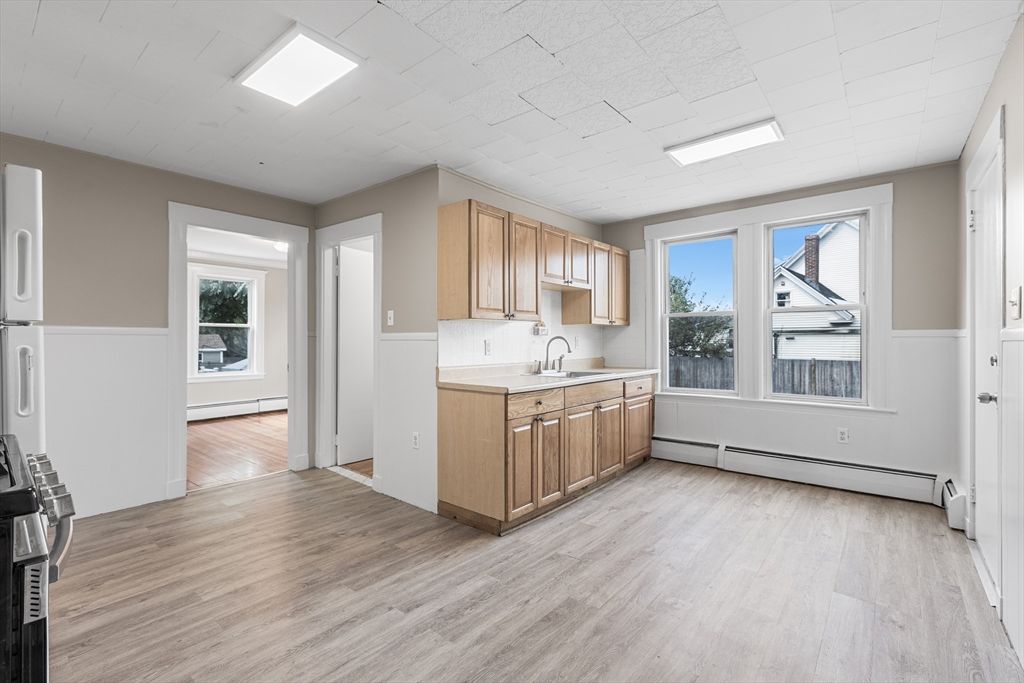 Interior, Kitchen, Recessed Lighting, Wood Texture Flooring