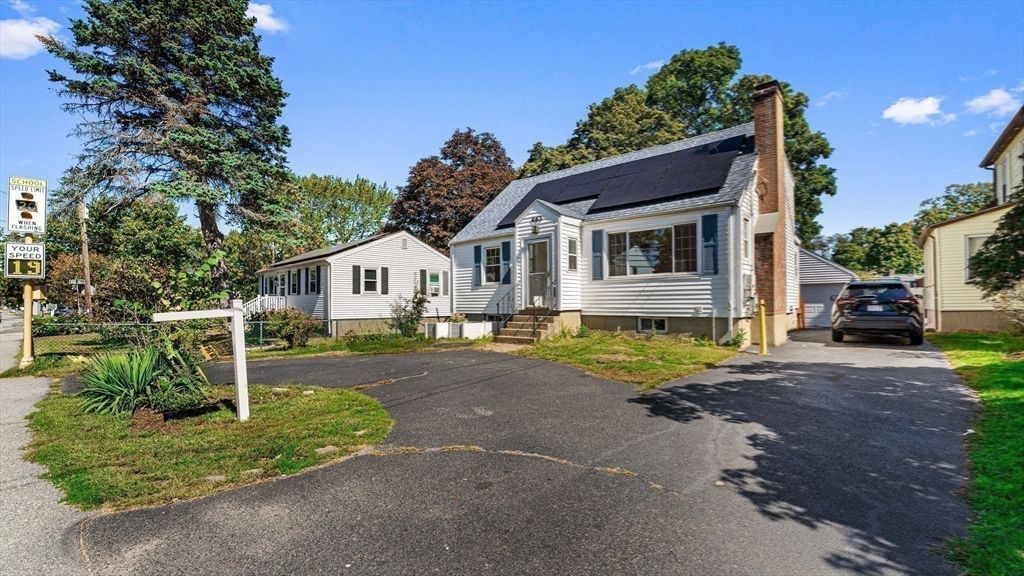 Exterior, Facade, Solar Panels, Cape Cod