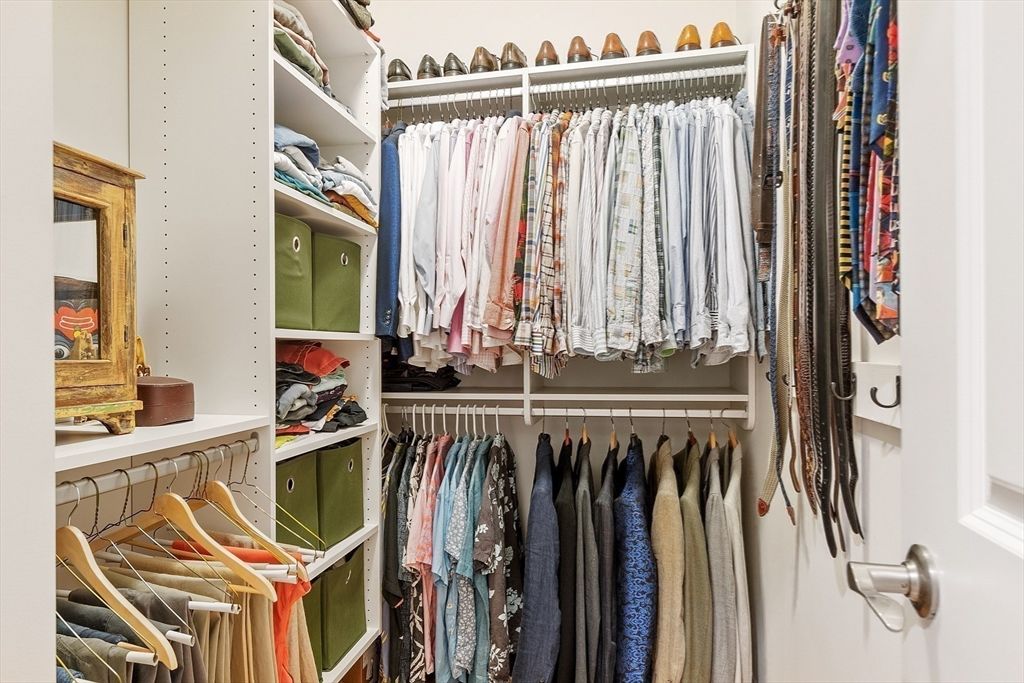 Interior, Walk-in Closets