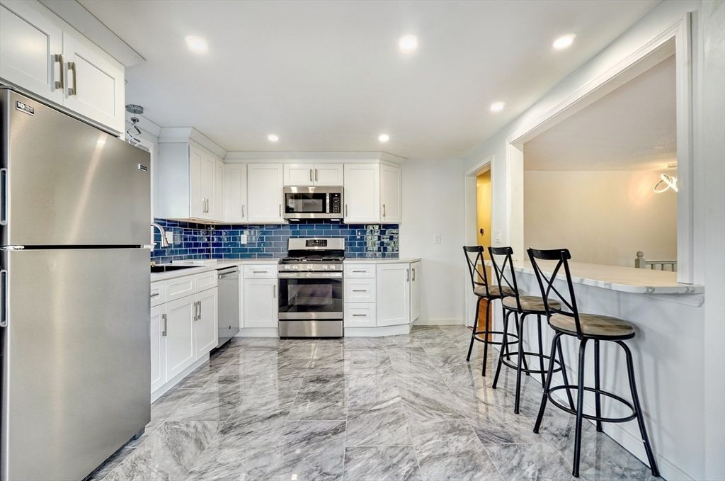 Interior, Kitchen, Marble, Recessed Lighting, Stainless Steel Appliances
