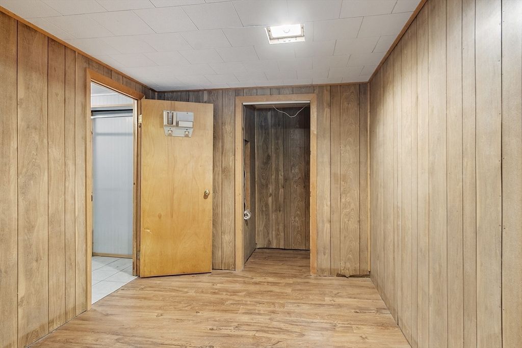 Empty room, Interior, Wood Texture Flooring, Wooden Walls
