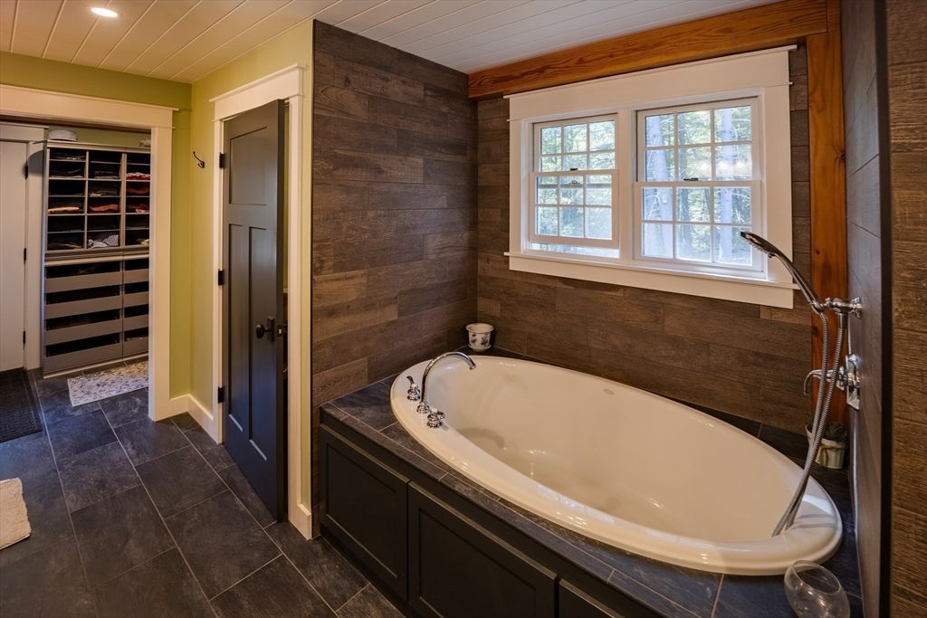Bathroom, Interior, Recessed Lighting, Wooden Walls